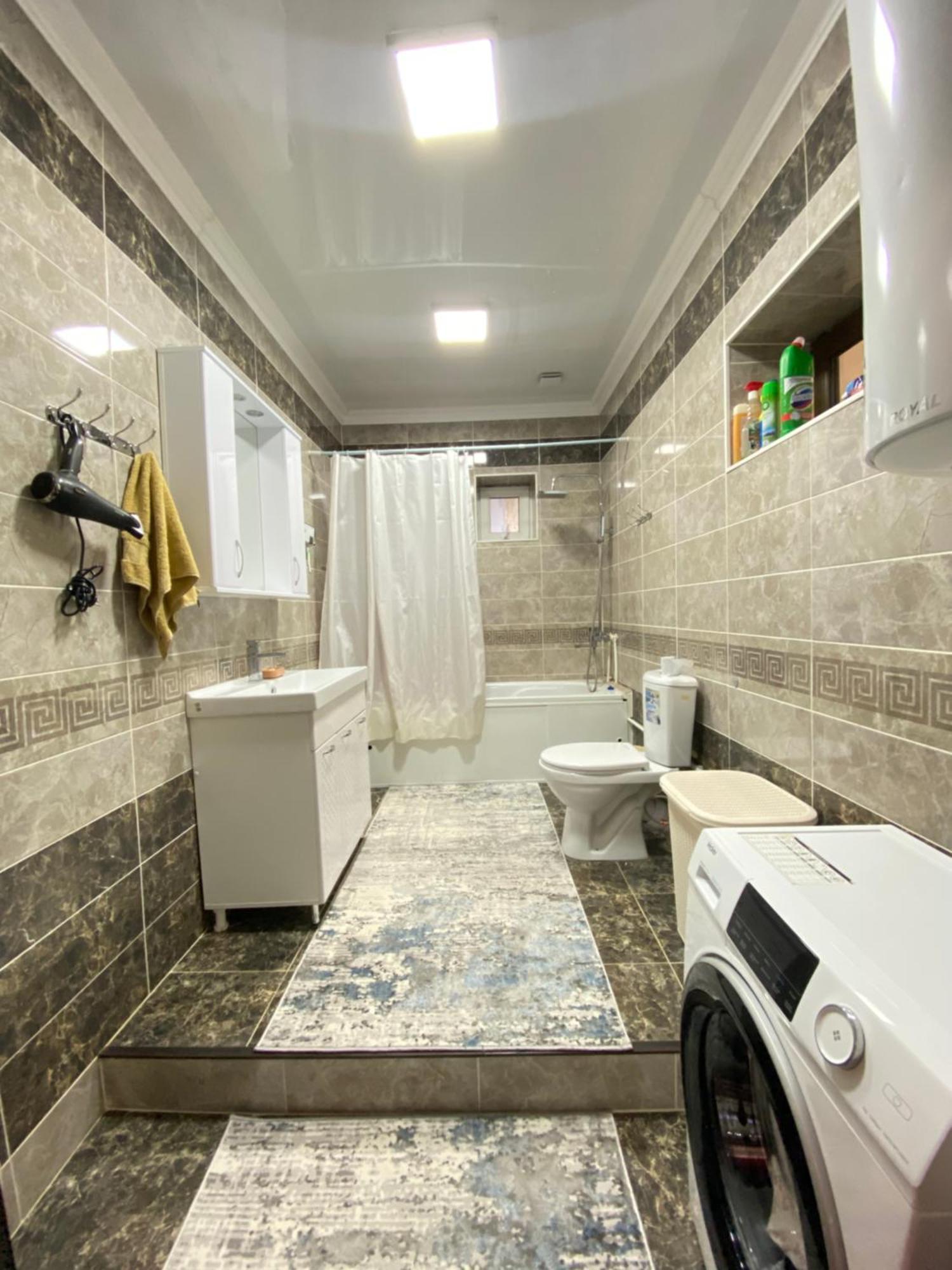 Guest House Glover Каракол Екстер'єр фото